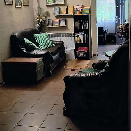 Parkowa בית אירוח